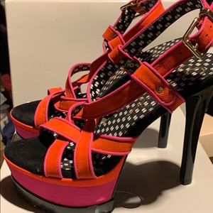 Jessica Simpson heels